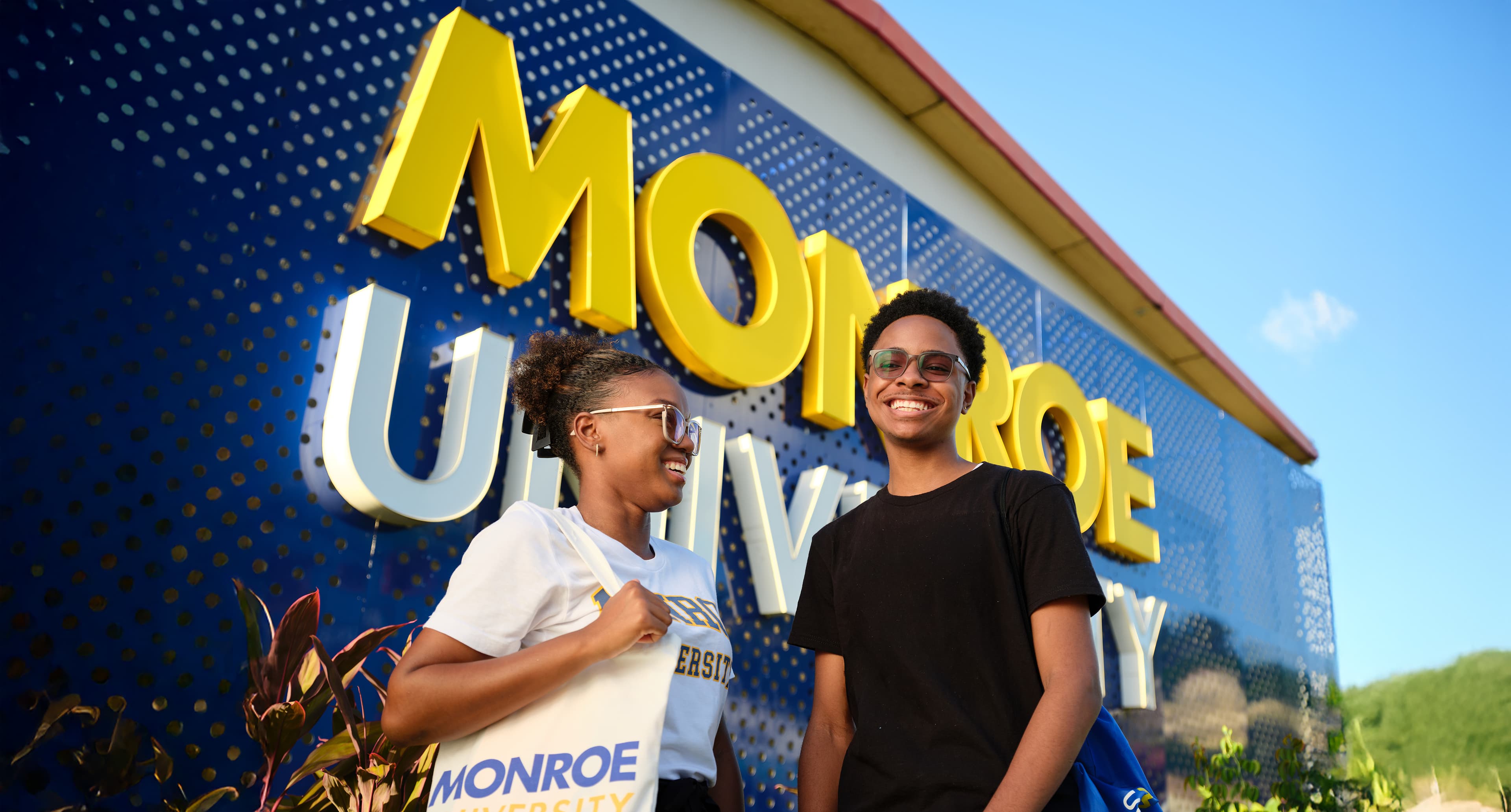 Students outside Monroe University's Saint Lucia campus